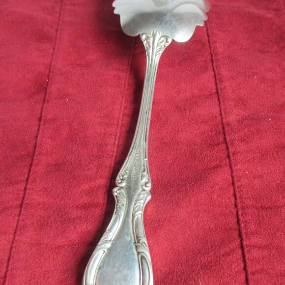 1835 R. WALLACE SILVERPLATE CASSEROLE/BERRY/SPOON/1896JOAN - Picture 5 of 5